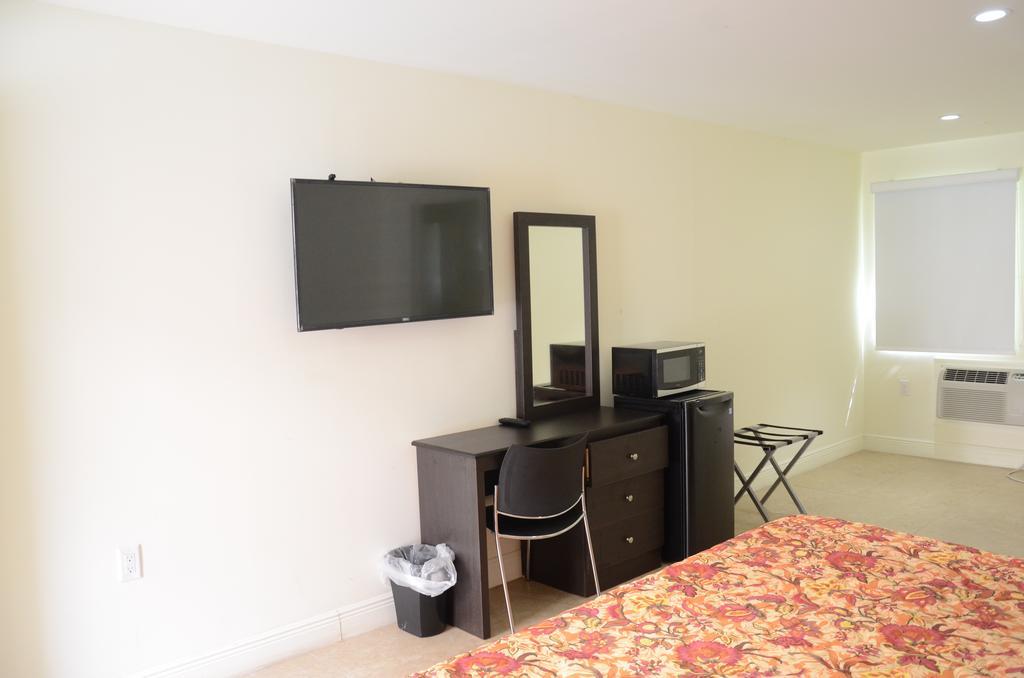 Carl'S El Padre Motel Miami Zewnętrze zdjęcie