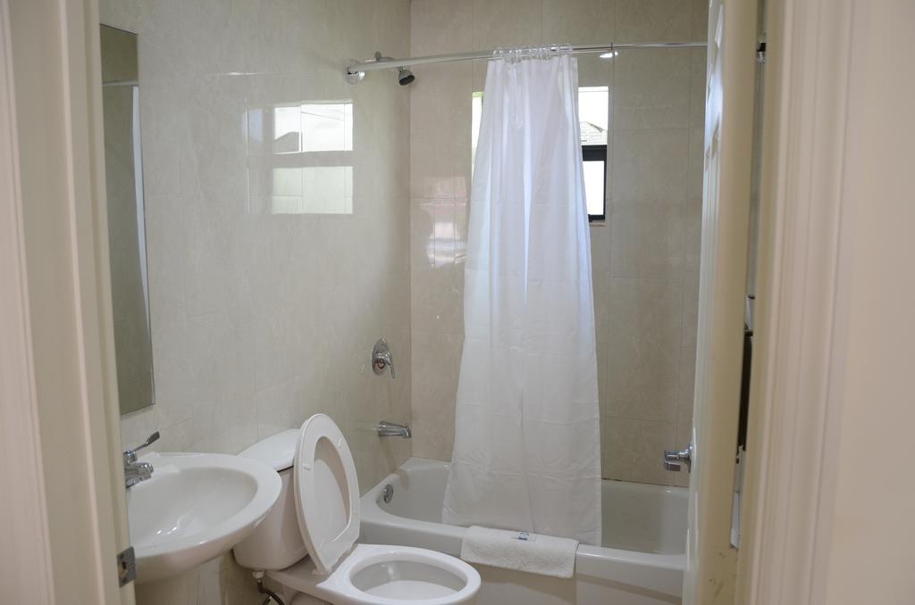Carl'S El Padre Motel Miami Zewnętrze zdjęcie