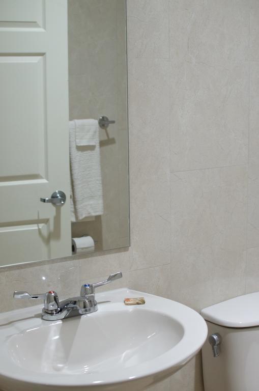 Carl'S El Padre Motel Miami Zewnętrze zdjęcie